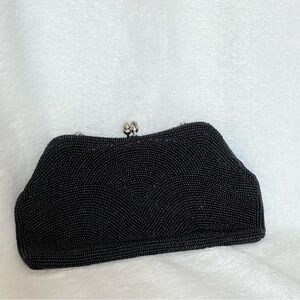 Vintage Beaded Silver Kiss Clasp Evening Bag
